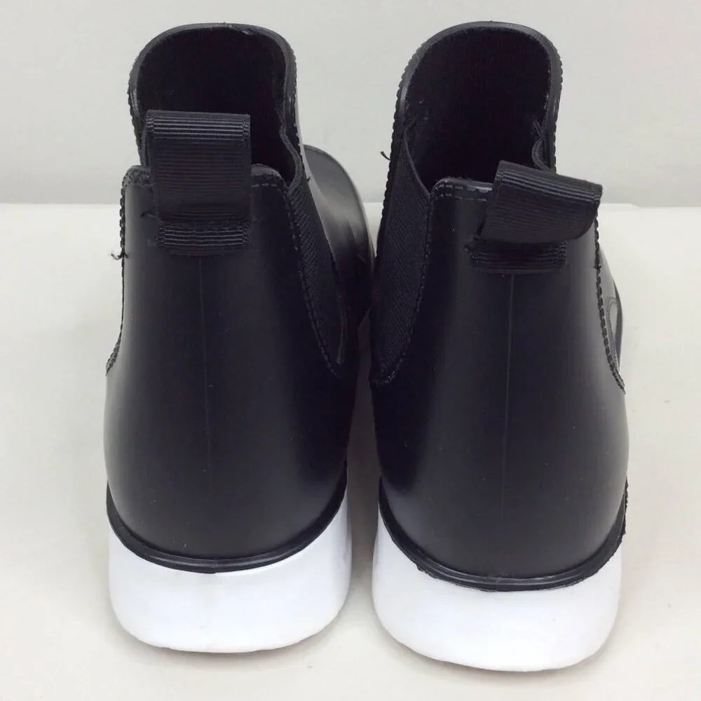 Size 8 Women's‎ Capelli New York Waterproof Rubber Rain Ankle Boots